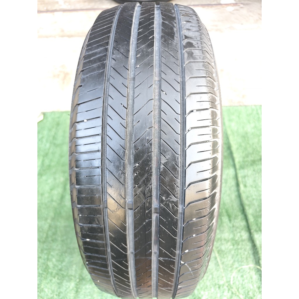 ยางเปอร์เซ็นต์ Bridgestone ECOPIA   ขนาด 225 65 R17  ยางปี 19  มีแค่ 2 เส้นราคาเส้นละ 350 บาท