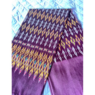 ผ้าไหมมัดหมี่แท้ทอมือ