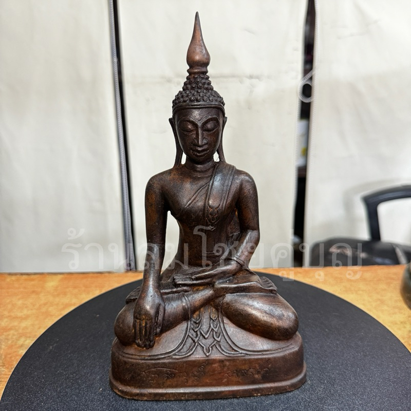 พระเชียงรุ้ง เนื้อทองเหลืองทำผิว ขนาด5นิ้ว สูง10นิ้ว