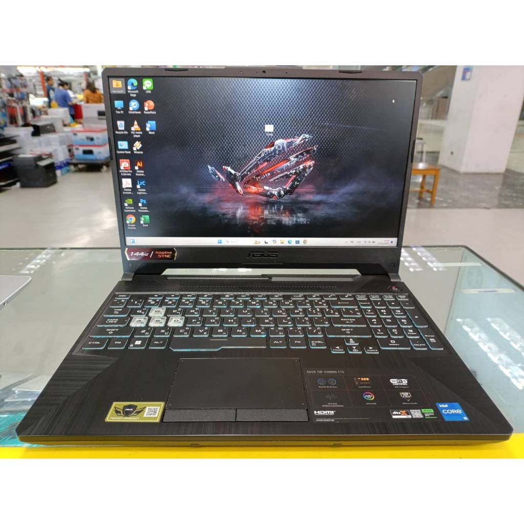 เกมส์มิ่ง ASUS FX506HF-HN014W   เครื่องสวยไม่มีตำหนิ ประกันศูนย์ เหลือถึง10/17/2025