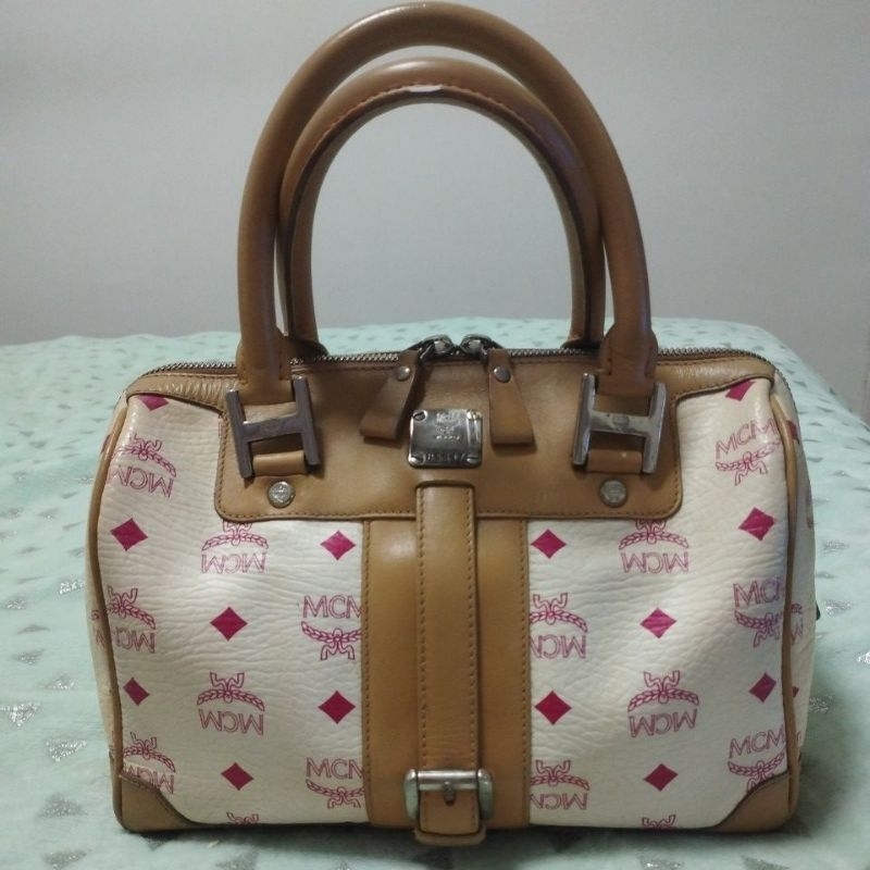 ❤️❤️Sale+รวมส่ง MCM แท้ 100% 1,999 ขนาด 10 นิ้ว อ่านรายละเอียดก่อนสั่ง