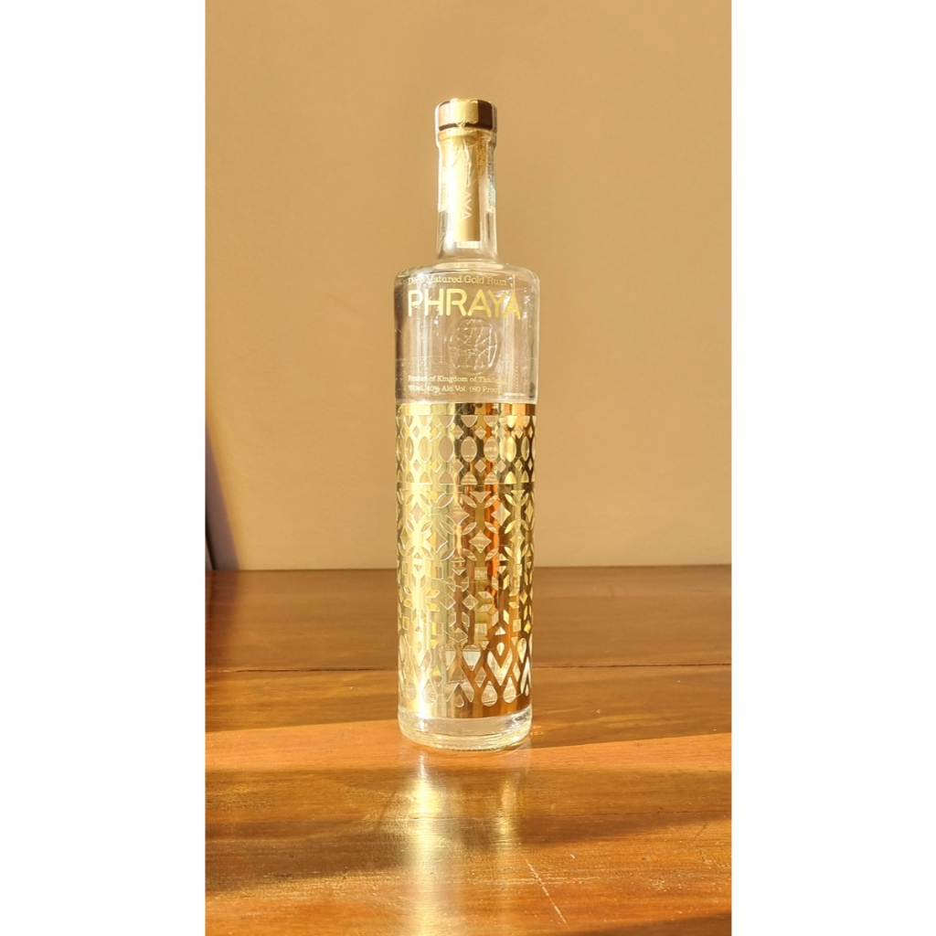 ขวดเหล้าเปล่า พระยา โกลด์ รัม ขวดสวย พร้อมกล่อง Phraya Deep Matured Gold Rum - 700ml