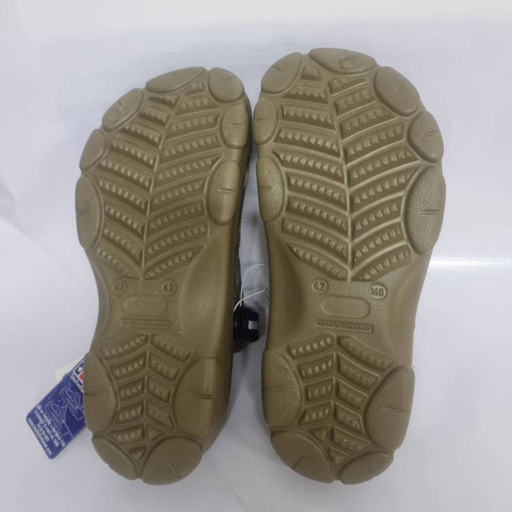 CLICKS รองเท้าแตะรัดส้นผู้ชาย รุ่น CN-733
