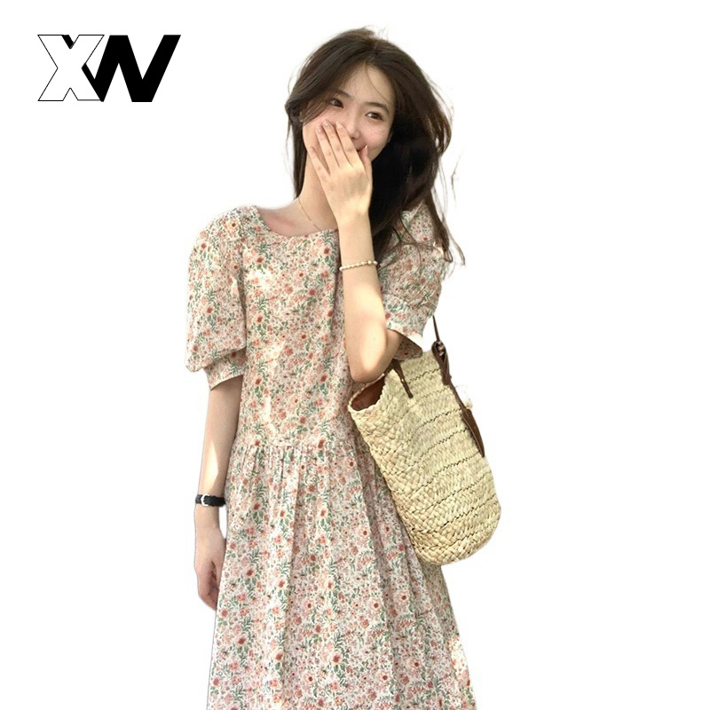 XWbrand ของมันต้องมี ชุดเดรสแฟชั่นสำหรับสาวๆ ใครชอบงานสกรีนลายแบบจัดเต็ม งานสวมใส่สบายแนะนำรุ่นนี้เลย สนใจกดสั่งมาโล้ดด