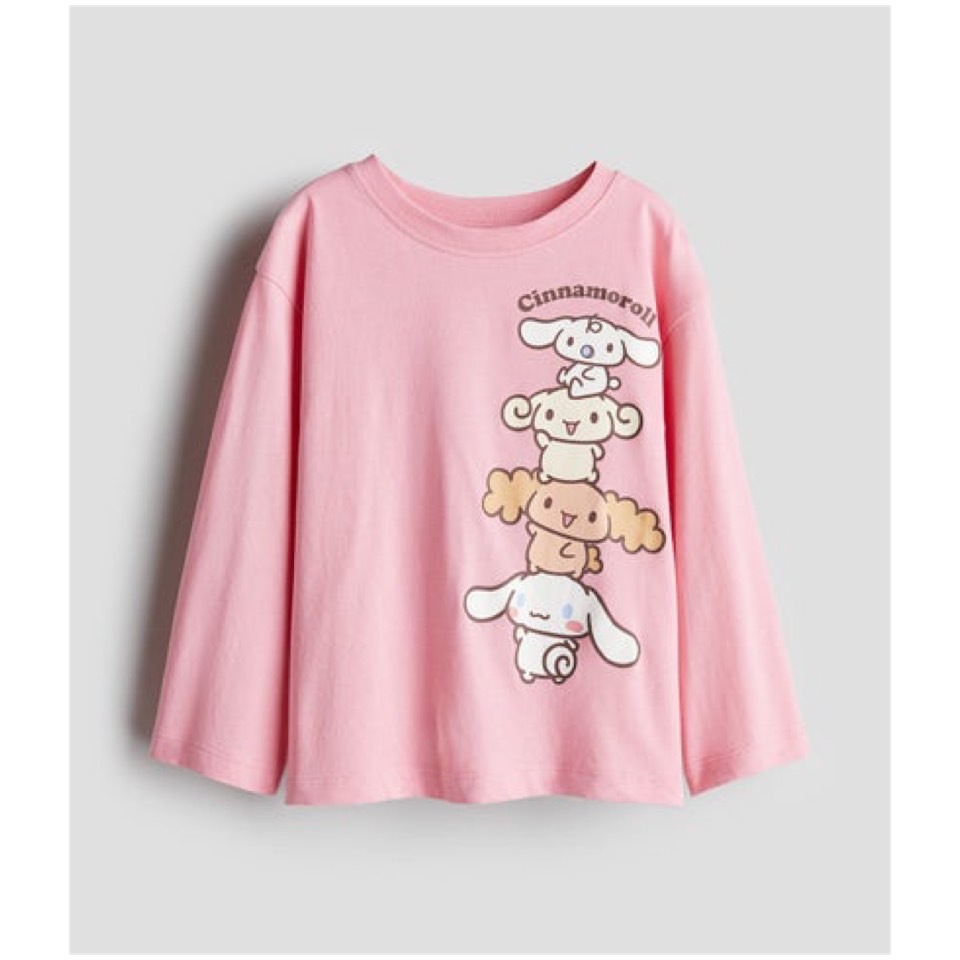 H&M เสื้อคอตตอล แขนยาว Cinnamollroll สีชมพู คอกลม ไซด์ 1.5-2 ปี / 2-4 ปี / 4-6 ปี