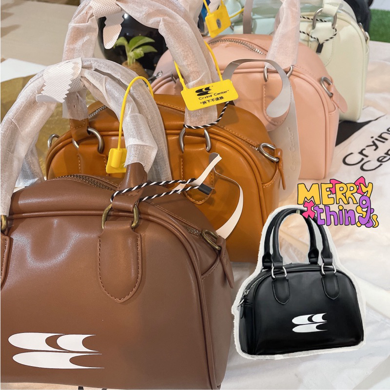 พร้อมส่ง Crying Center Boston middle logo กระเป๋าไซส์กลาง (ใช้โค้ดลด 10-30% max 1,000) ช็อปแท้