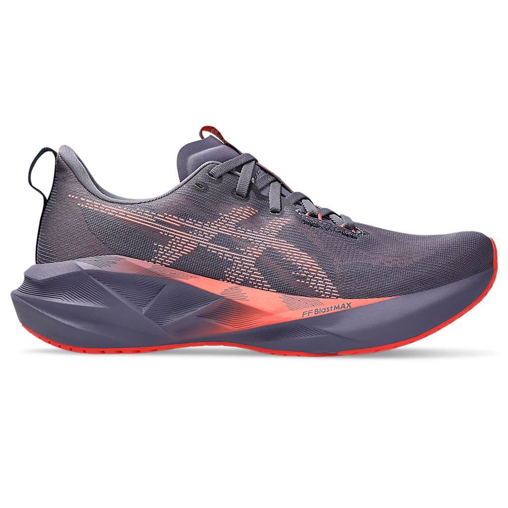 ASICS NOVABLAST 5 MEN สี GREYISH PURPLE/CORAL REEF - รองเท้าวิ่งทางเรียบ รองเท้าวิ่งผู้ชาย
