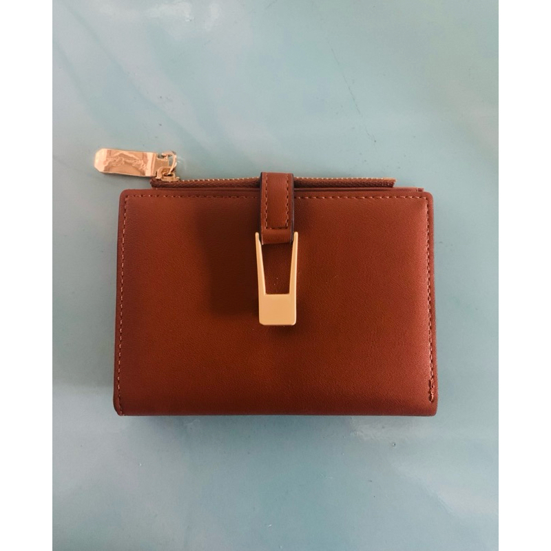 กระเป๋าสตางค์ใบสั้นMilan Chiva🤎