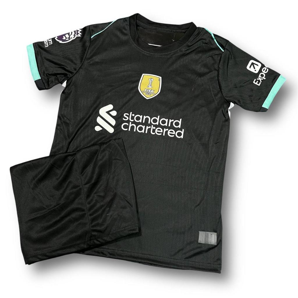 ชุดฟุตบบอล ทีมลิเวอร์พูล รุ่นใหม่ลา่าสุด 2024/25 ชุดผู้ใหญ่ ไซส์ M .L .XL. (เสื้อพร้อมกางเกง)
