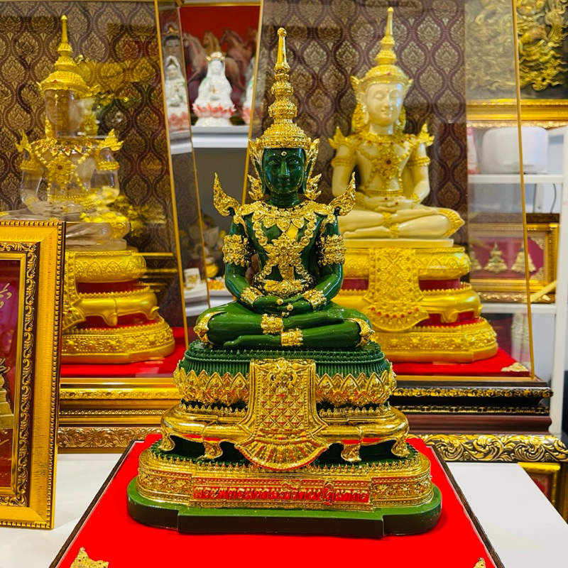 👉🏻ถ่ายจากองค์จริง ส่งตรงปกแน่นอน💯 พระแก้วมรกตรุ่นปิดทอง งานสวยมาก ขนาดหน้าตัก5นิ้ว