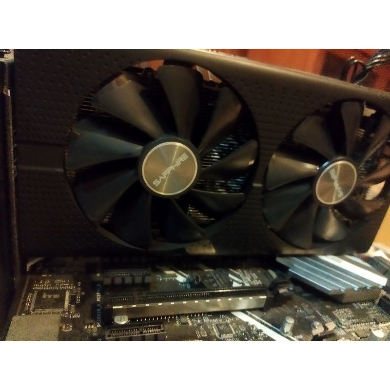 SAPPHIRE  RX 580 4GB มือสอง