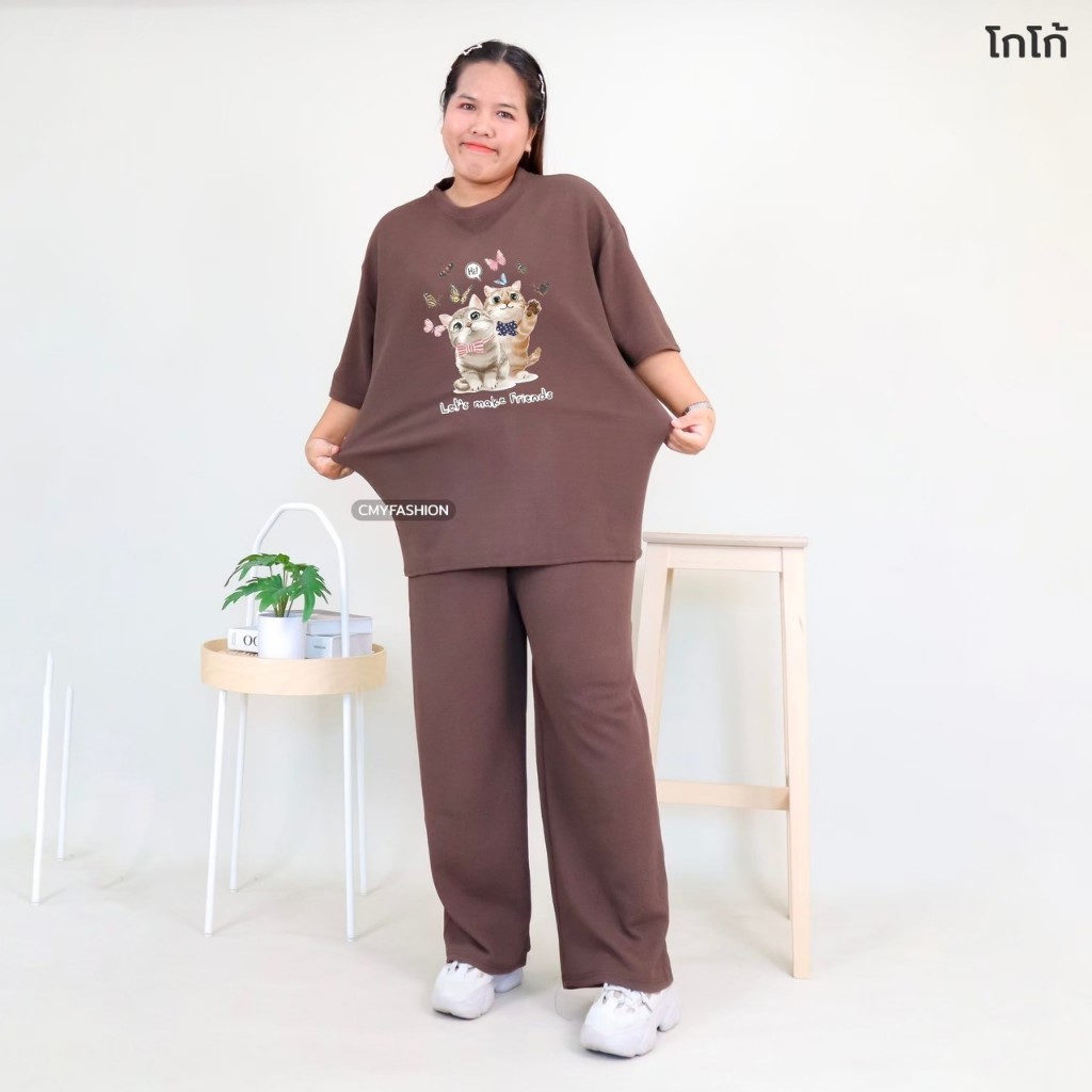 ชุดเช็ท สาวอวบ เสื้อคอกลม สกรีนลายแมว กางเกงขายาว ทรงกระบอกใหญ่ ผ้าอัดลายเม็ดงา 9015-img-28# - รูปที่ 5