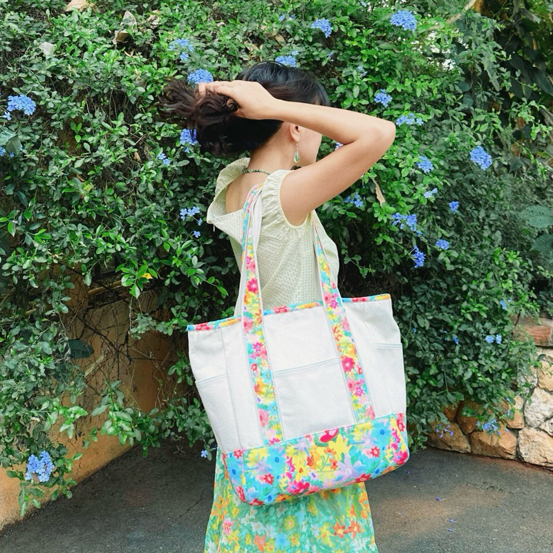 HOMEY BAG กระเป๋าถือสะพายข้าง tote bag มีช่องใส่ของ จุของได้เยอะ givememuseums