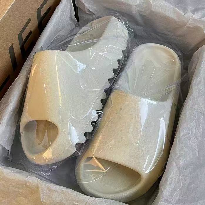 Hello Kolo2  รองเท้าแตะ รองเท้านิ่ม รองเท้าแตะสําหรับผู้ชายและผู้หญิง EVA มีสไตล์และสะดวกสบาย กันลื่น กันน้ำ