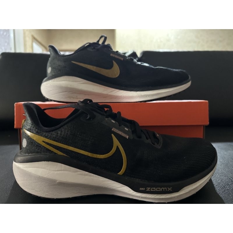 Nike Vomero17 มือสอง 9US