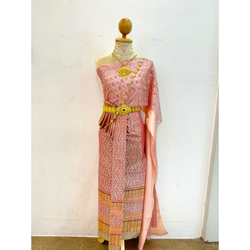 ชุดไทยเจ้าสาว สไบเลื่อมโอรสเงางาม แมตท์กระโปรงนู้ด สวยงาม ตรงปก🌷🎀