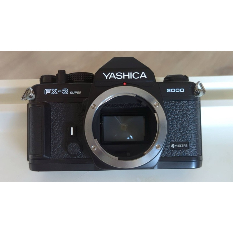 Yashica fx-3 super2000 สภาพดี ทำงานเต็มระบบ 2,150บาท