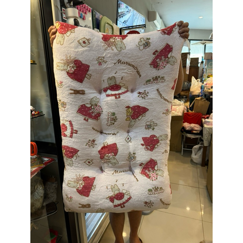 พร้อมส่ง มารอนครีม เบาะนั้ง ผ้าคลุมเตียง