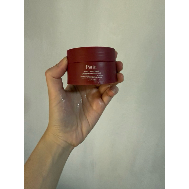 ครีมทารักแร้ขาว Parin 50 g (ใช้ไป 1 ครั้งเหลือเต็มกระปุก)