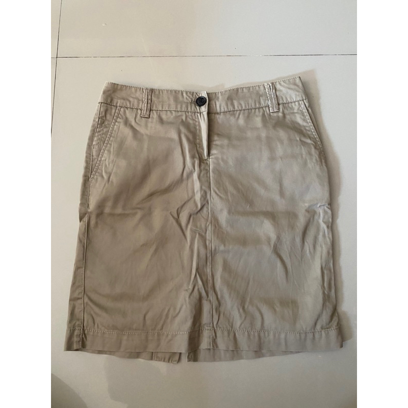 กระโปรงผ้า MNG มือสอง