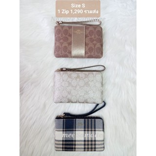 New💗 Coach คล้องมือ ไซส์ S