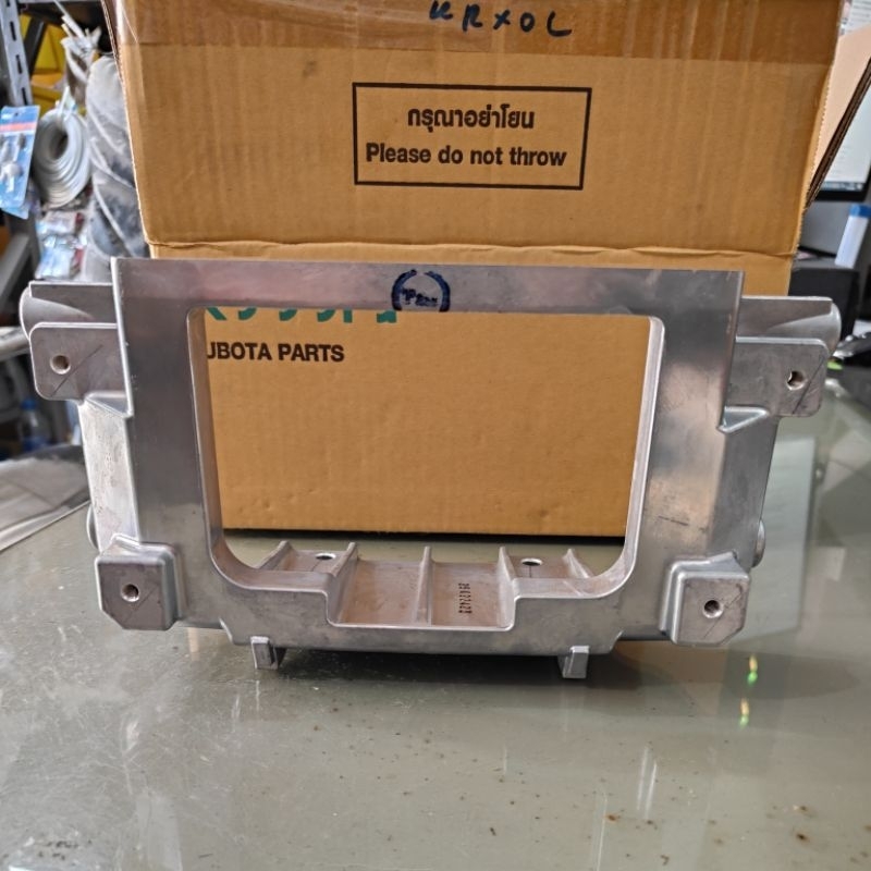 ฐานรองถัง RT 1 ฐานด้านหน้า RT ZT ฐานรองถัง 1 RT Plus คูโบต้า แท้ ฐานรองถังน้ำมัน RT ZT 100 - RT ZT15