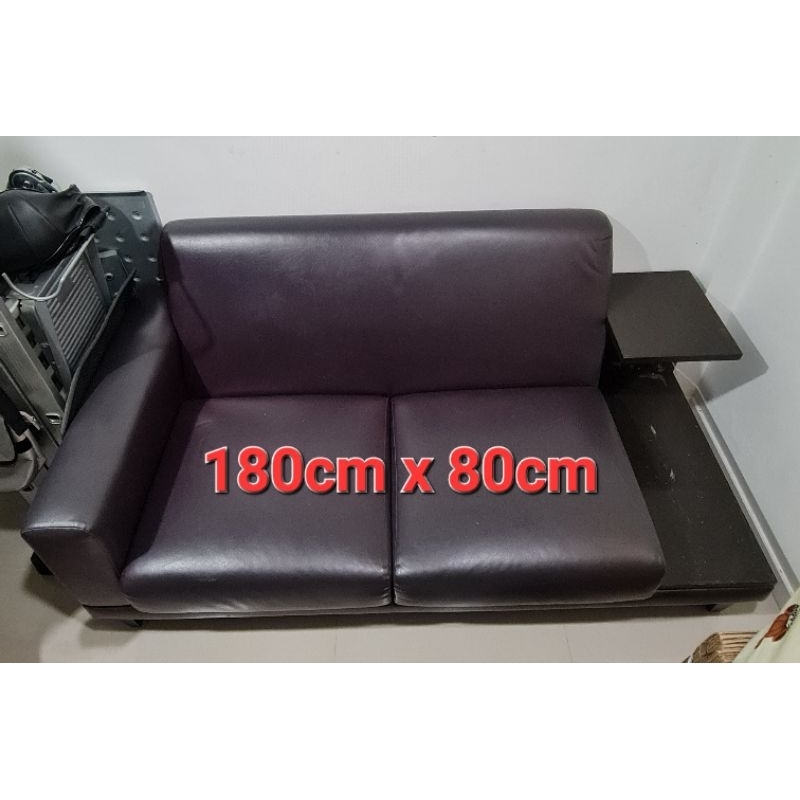 โซฟามือสอง ขนาด 2ที่นั่ง สภาพสวย (นัดรับของครับ) สามารถ Chat สอบถามรายละเอียดก่อน