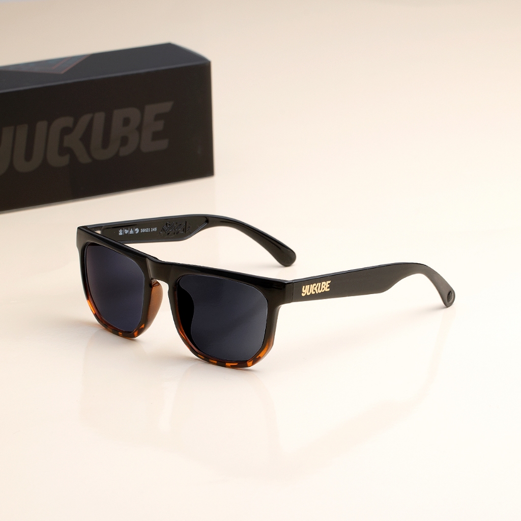 แว่น YUCKUBE รุ่น NEO LAZOR : DEMI (Lens Blue Auto)