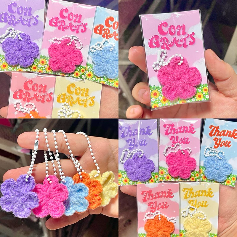 พวงกุญแจ ดอกไม้ไหมพรมจิ๋ว(ราคาต่อ1ชิ้น)มี6สี+มีการ์ดให้เลือก giveaway ของขวัญปัจฉิม ของแถมลูกค้า