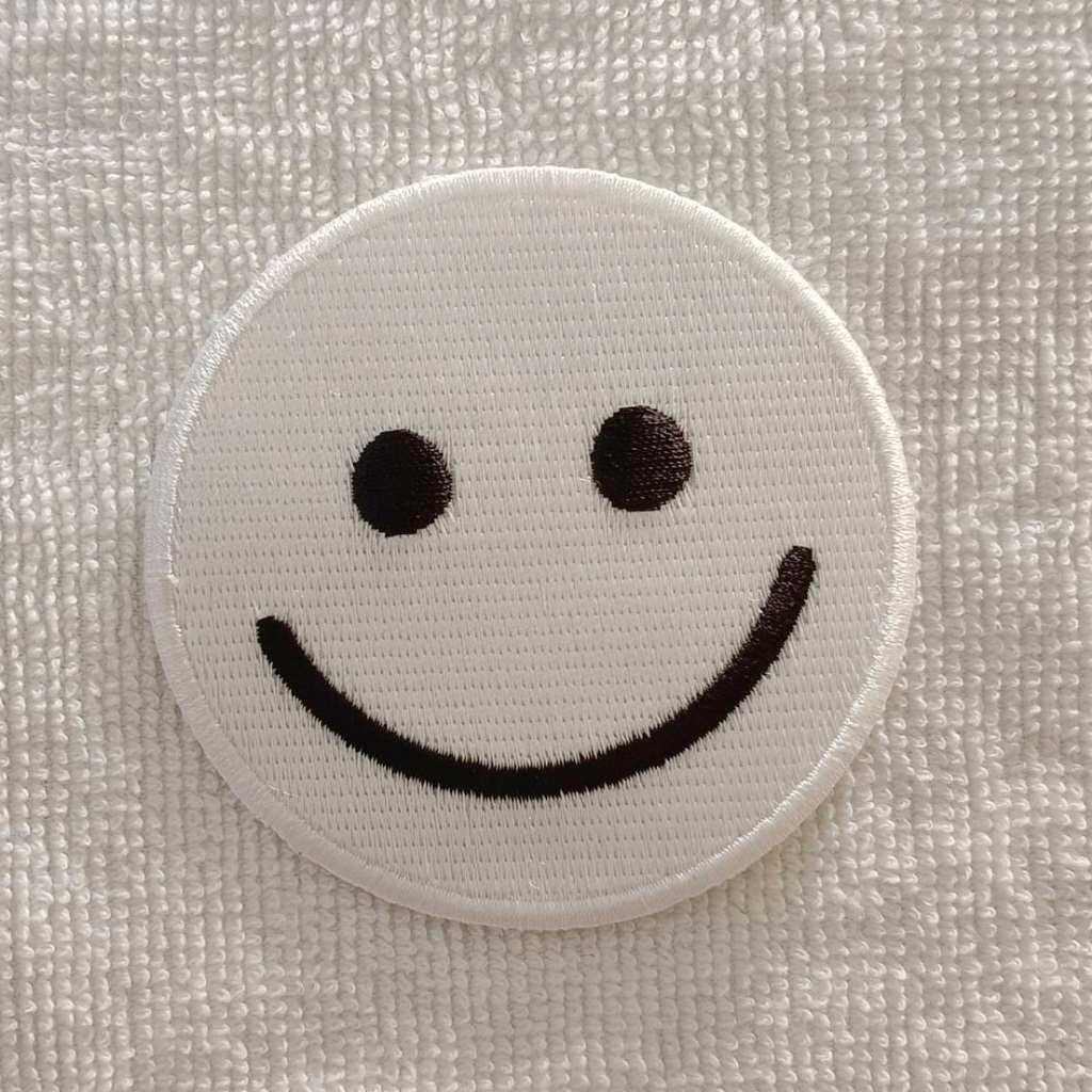 อาร์ม ตัวรีด อาร์มติดเสื้อ รูปหน้ายิ้ม อีโมจิ emoji Smile Face Patch heart หัวใจ ตกแต่งเสื้อผ้า สติ๊