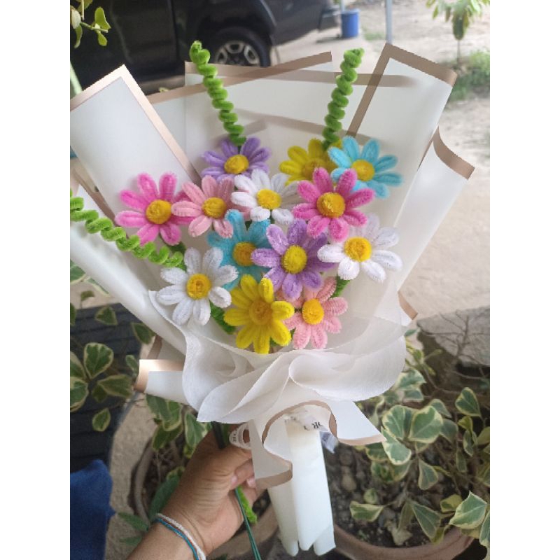 ช่อดอกเดซี่ ดอกไม้ลวดกำมะหยี่ ของขวัญรับปริญญา ของขวัญวันปัจฉิมนิเทศ ของขวัญวันวาเลนไทน์ ของขวัญครบรอบวันต่างๆ งานแฮนIY