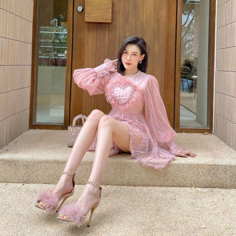 งานป้าย Velley girl สวยเจ้าหญิงมาก