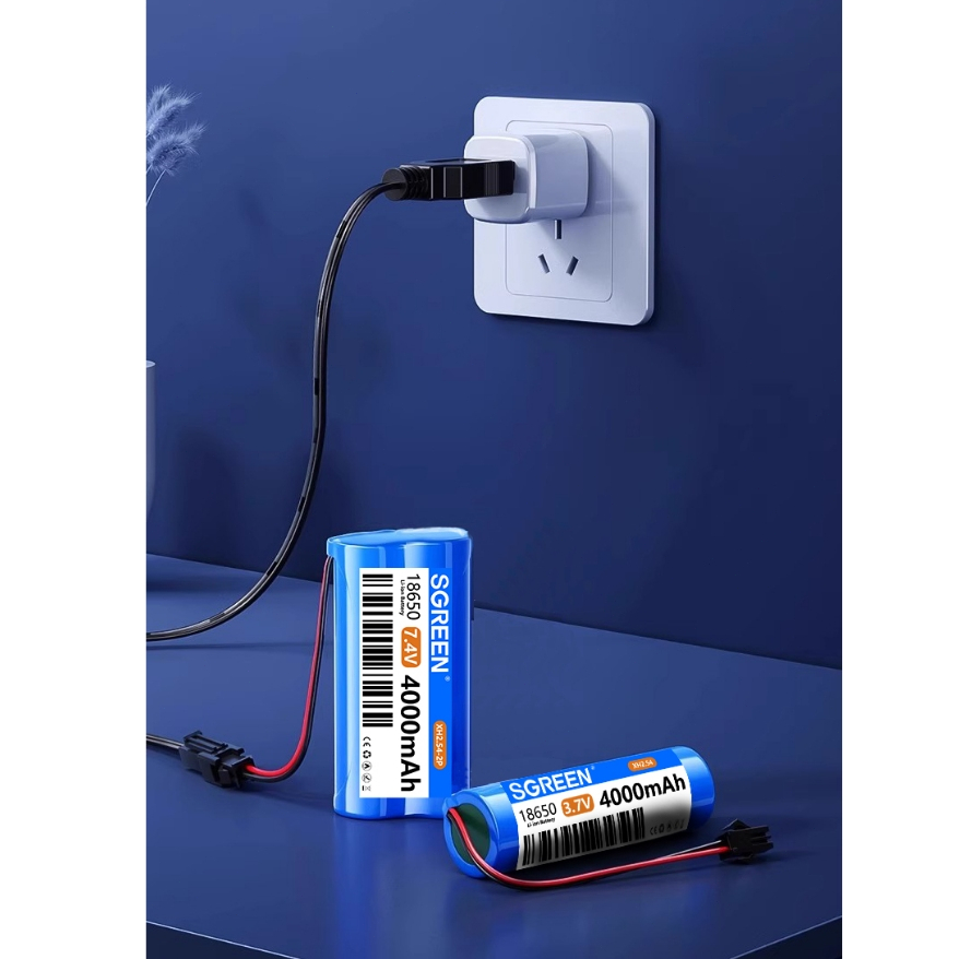 SGREEN 18650 แบตเตอรี่ลิเธียม ชาร์จแบตเตอรี่ ลิเธียม 3.7v / 7.4v แบตเตอรี่ สายไฟหัวโมเลค2พิน 4000mAh