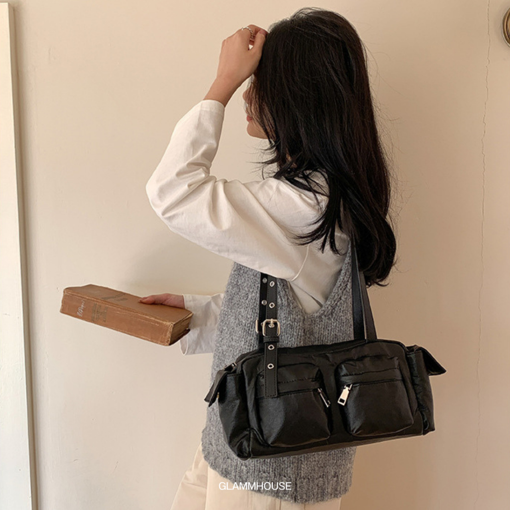 Glammhouse - Jennifer bag กระเป๋าสะพายหนังทรง cargo สายปรับเหลายระดับ กระเป๋าจุได้เยอะ ใบนี้น่ารัก Everydaylook แบบสุดๆ