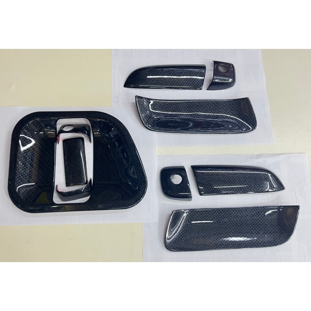 เบ้ากันรอย+ครอบมือจับรถตู้Commuter'05-18 แบบเรียบไม่มีโลโก้