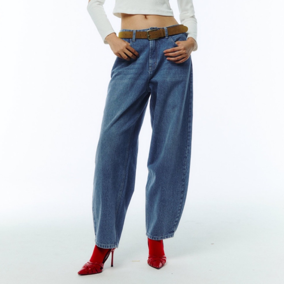 YOUR BF JEANS in Mid Blue and Off White