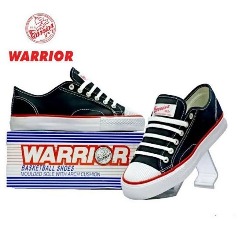 Warrior รองเท้าเซปักตะกร้อจีนแดงข้อต่ำ วอริเออร์