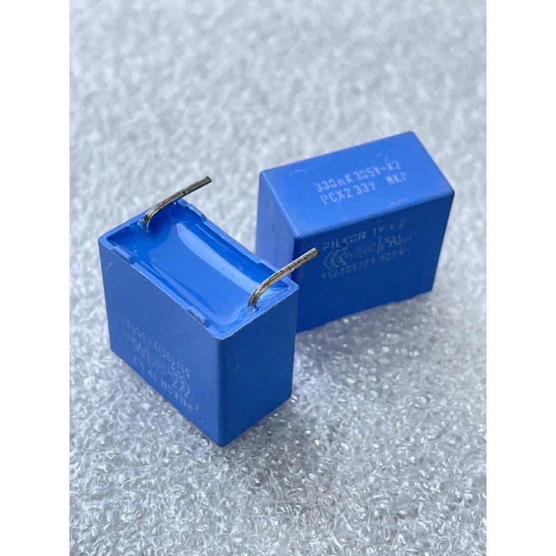 0.33UF 305V 330nK 305Vx2 (แพ็ค10ตัว) Cโพลี ยี่ห้อ PILKOR ตัวสีฟ้า ขางอ ขาห่าง 15มิล C334 C305V C0.33