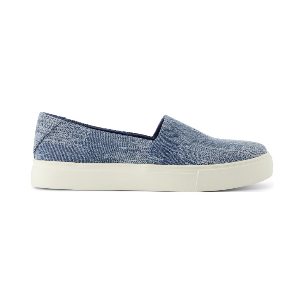 TOMS รองเท้าลำลองผู้หญิง สลิปออน รุ่น Kameron Dark Sky Textured Denim (CE) รองเท้าลิขสิทธิ์แท้