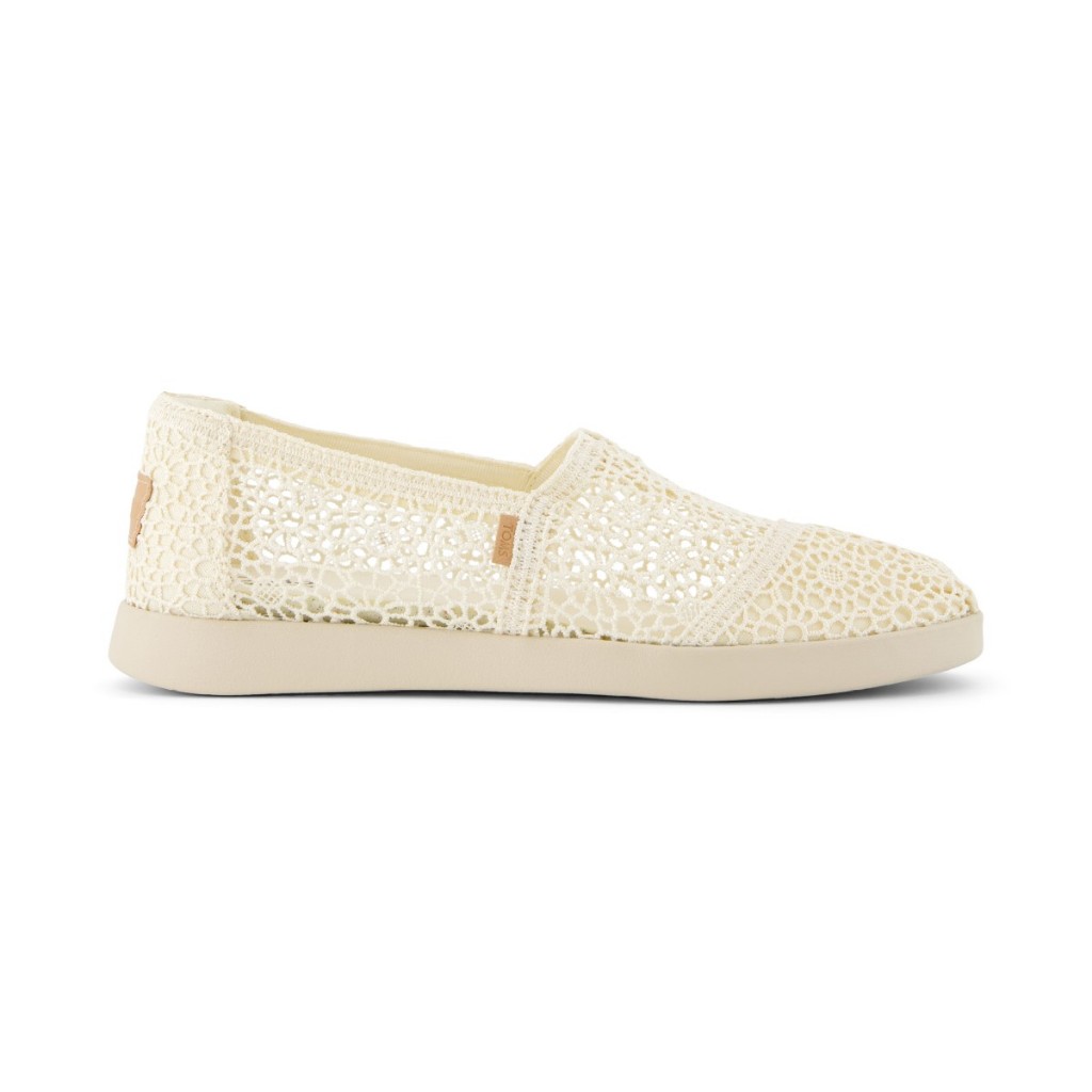 TOMS รองเท้าลำลองผู้หญิง สลิปออน รุ่น Alpargata Plus Natural Moroccan Crochet (CG) รองเท้าลิขสิทธิ์แท้