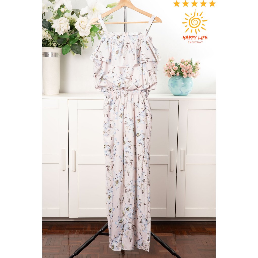 CECIL McBEE จั้มสูทขายาว ทรงแขนระบายน่ารัก เอวยืดได้ ผ้านุ่มๆ ใส่สบาย  ขายาวมีกระเป๋าซ้ายขวา ชุดมีซั