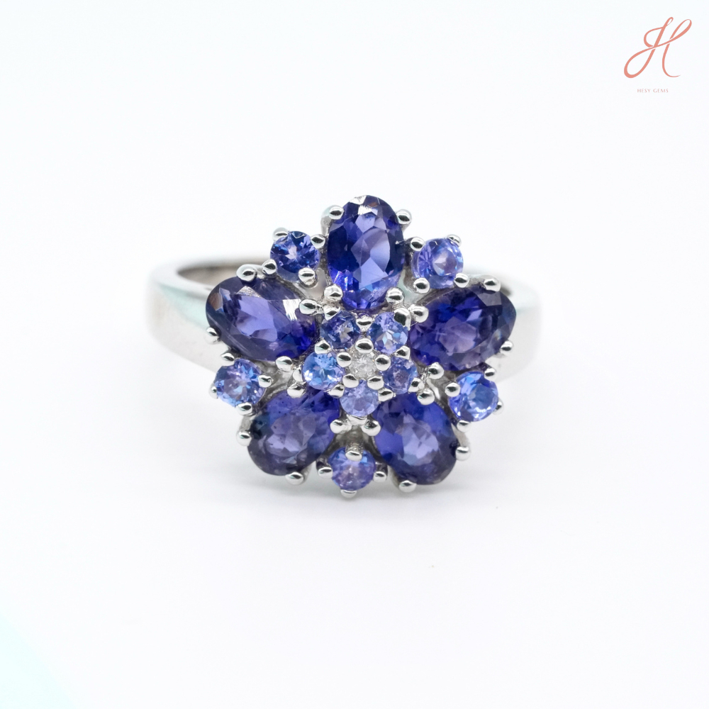 แหวนโอโอไลท์OVห้าเม็ด+ทันซไนต์ดอกไม้-"Oval Opalite Five-Stone Ring with Tanzanite Flower Accent"