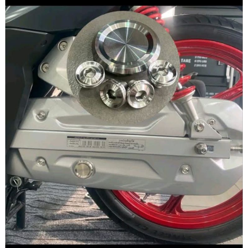 น๊อตบังโช่ร่องลึก+ อุดบังโช่เรียบW125iบีงลม-s-r-W125i23-26-W110iทุกปี Dream.ทุกรุ่น (1ชุดมี4ตัว)(1 ชุดมี 5 ตัว)(แบบ1ตัว)