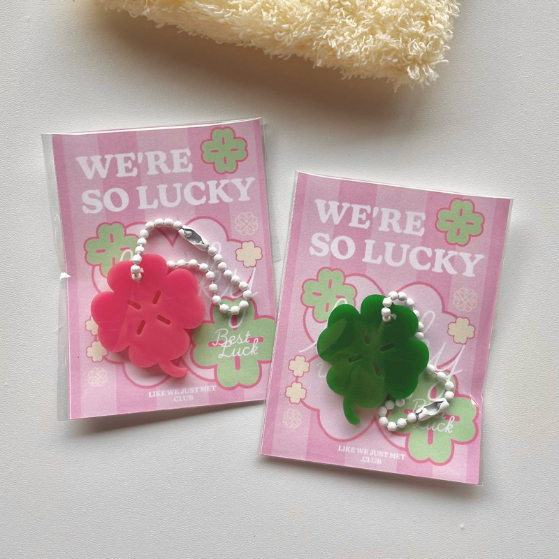 (พร้อมส่ง) พวงกุญแจ อะคริลิค SO LUCKY CLOVER KEYRING ใบโคลเวอร์ ของขวัญ ปัจฉิม