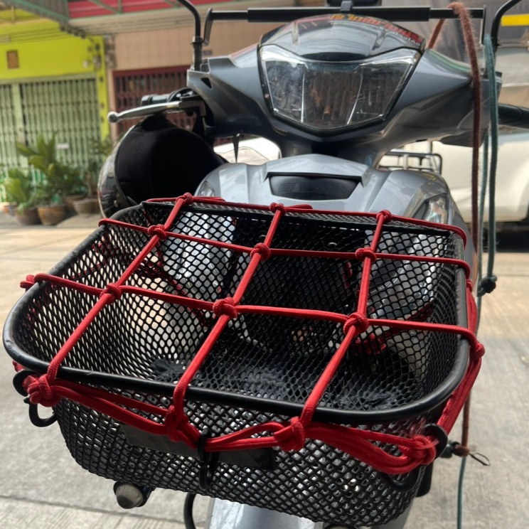 [แบบหนา ไม่ย้วย] ตาข่ายคลุมตะกร้ามอไซค์ 35x35ซม ผลิตในไทย คลุมตะกร้าหน้ารถ ยึดหมวกกันน็อค ตะขอยึด6ตััว ตาข่ายเอนกประสงค์ - รูปที่ 2