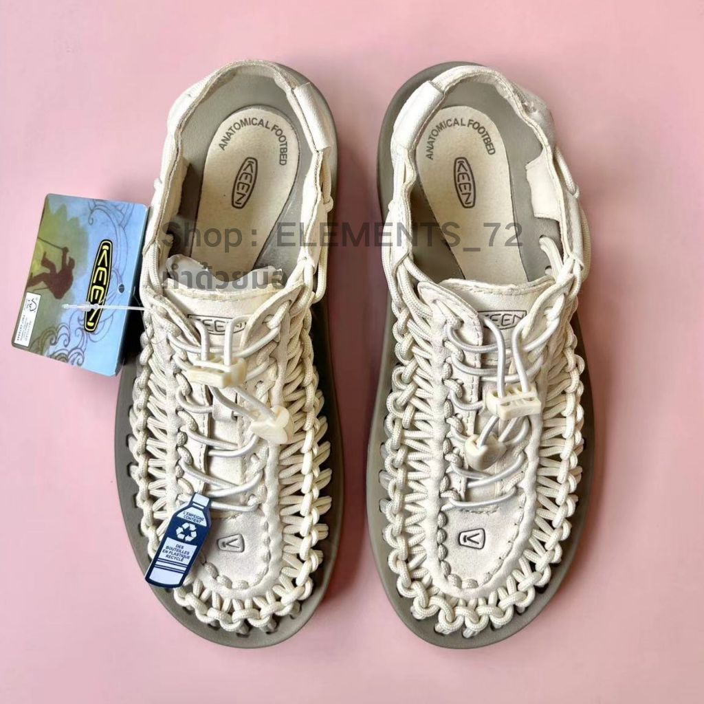 Keen Uneek ของแทั (สีครีม) รองเท้าแตะกีฬากลางแจ้ง ทำด้วยมือ 100% ระบายอากาศได้ดี ใส่ได้ทั้งชายและหญิง รองเท้าคู่