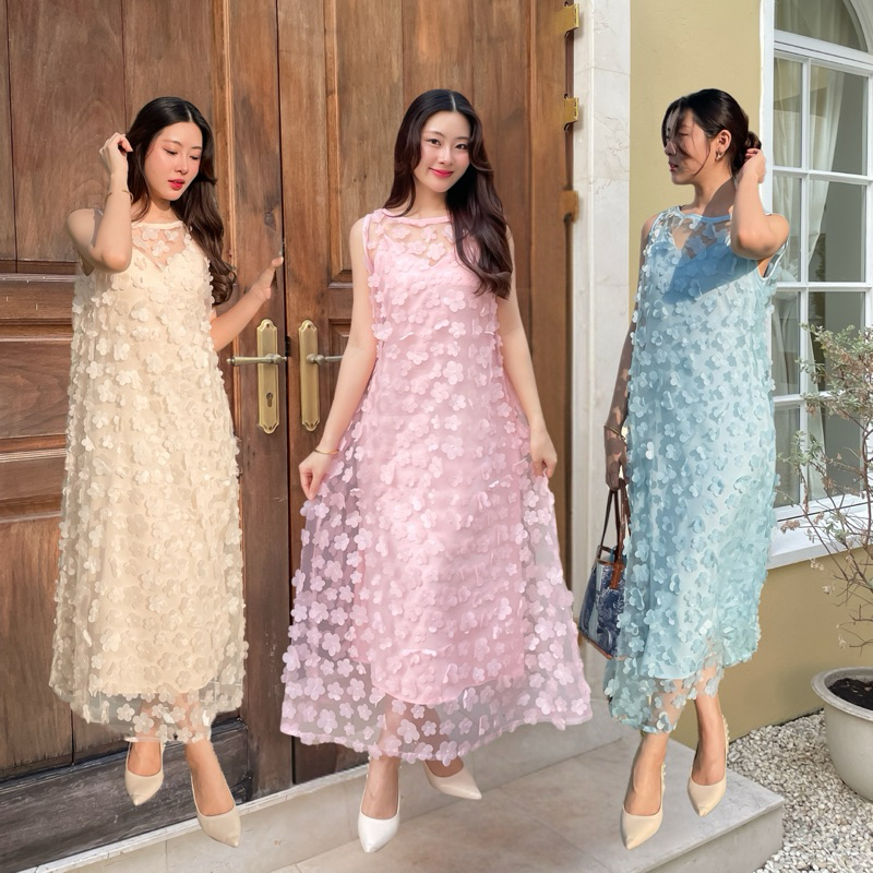 NOOZZSHOP 5911445 เดรสยาวผ้าลายดอกไม้3มิติ มีซับในไหมอิตาลี่ สายปรับได้
