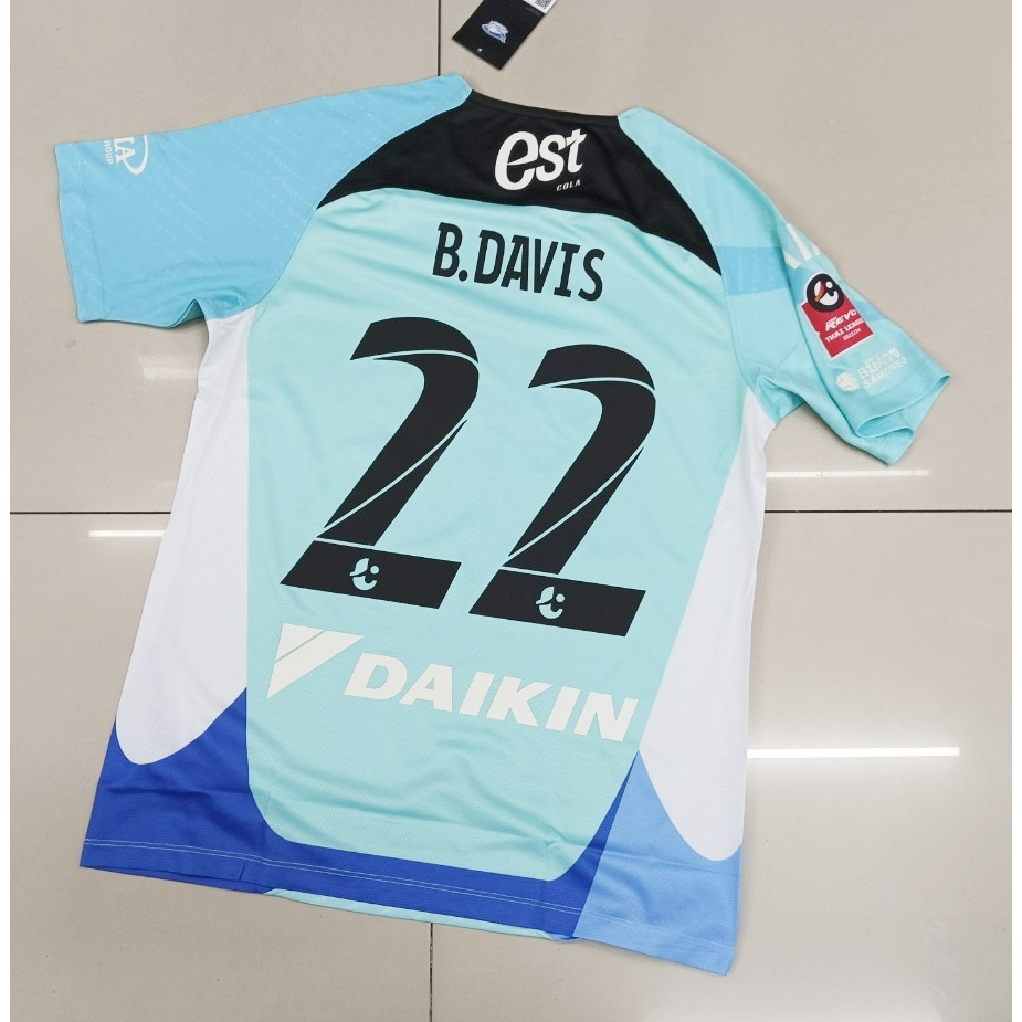 Chonburi Football Club 2023-24 เสื้อแข่ง ชลบุรี FC ใหม่ป้ายห้อย เหย้า BENJAMIN DEVIS 22 ไทยลีค มือ 1ป้ายห้อย