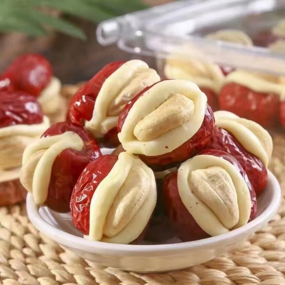 พุทราสอดไส้นมชีสเม็ดมะม่วงหิมพานต์ ขายส่ง ยกลัง 5 กิโล อิ่มอร่อย by WM - รูปที่ 2