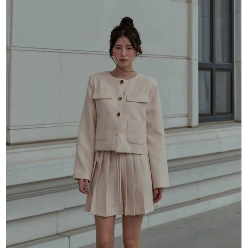 ส่งต่อ bnkbrand tokyo jacket & skirt